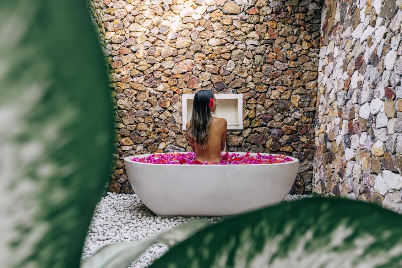 Segara Lombok Beach Resort Selong Belanak Ngoại thất bức ảnh