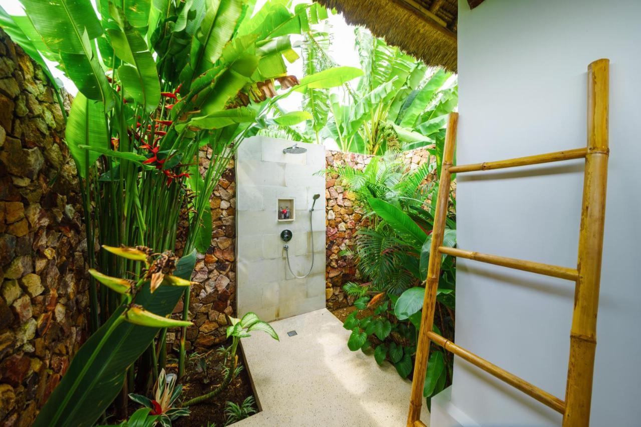 Segara Lombok Beach Resort Selong Belanak Ngoại thất bức ảnh