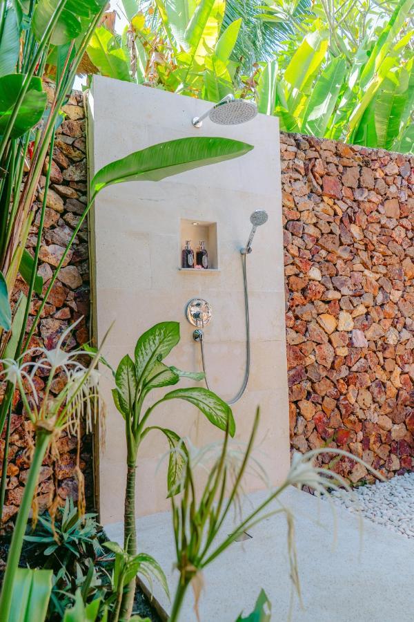Segara Lombok Beach Resort Selong Belanak Ngoại thất bức ảnh