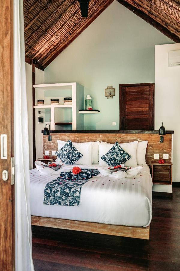 Segara Lombok Beach Resort Selong Belanak Ngoại thất bức ảnh
