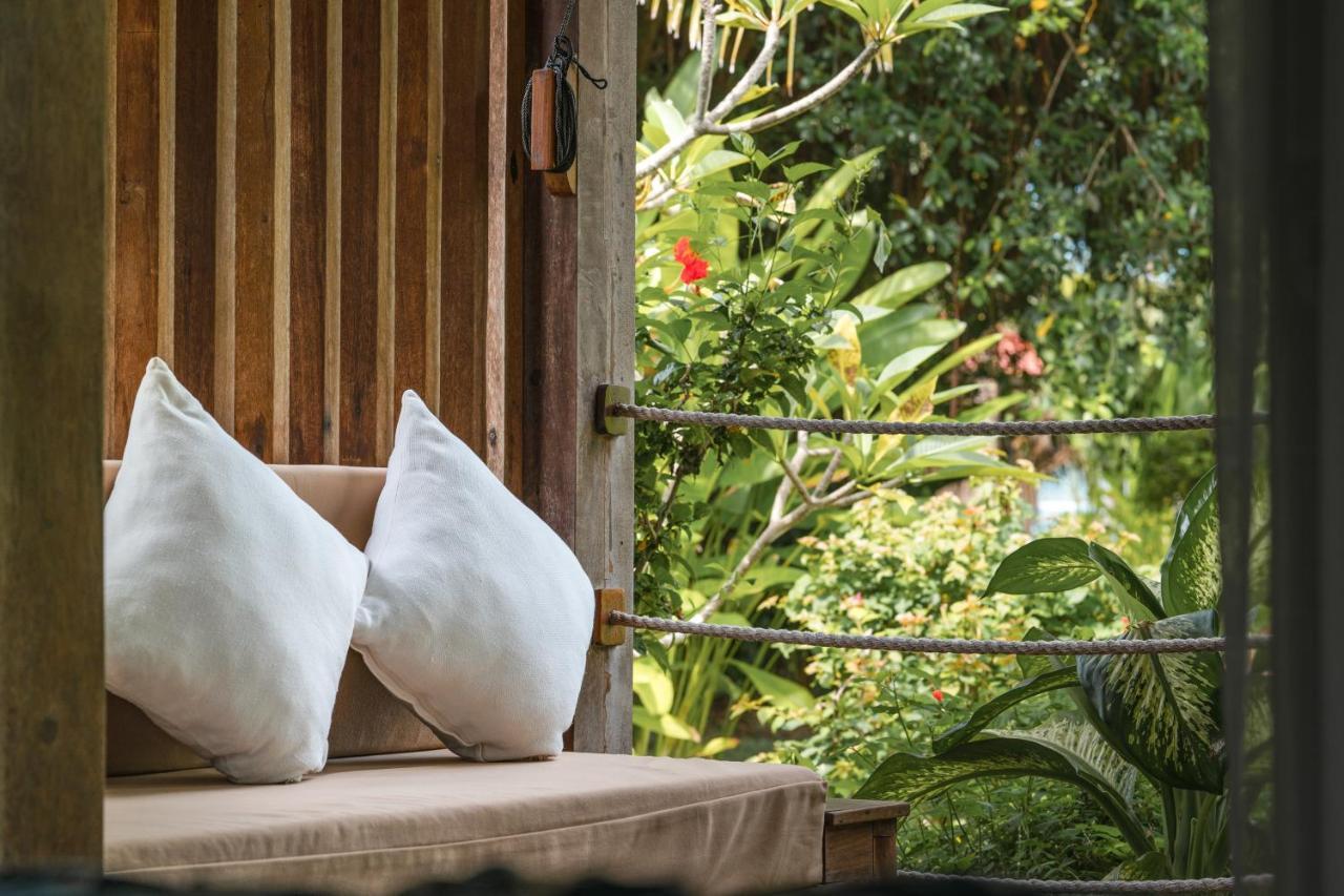 Segara Lombok Beach Resort Selong Belanak Ngoại thất bức ảnh