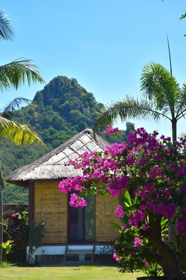 Segara Lombok Beach Resort Selong Belanak Ngoại thất bức ảnh